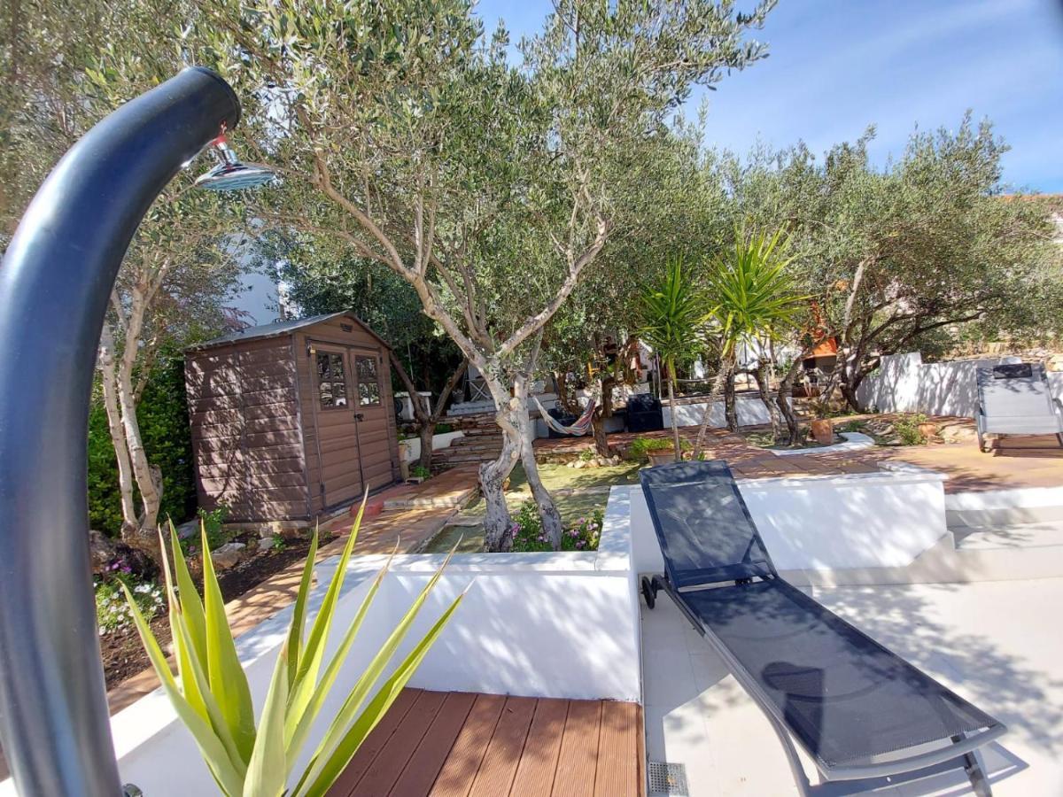 House Oliva With Private Pool And Large Garden Villa Stari Grad  Exteriör bild