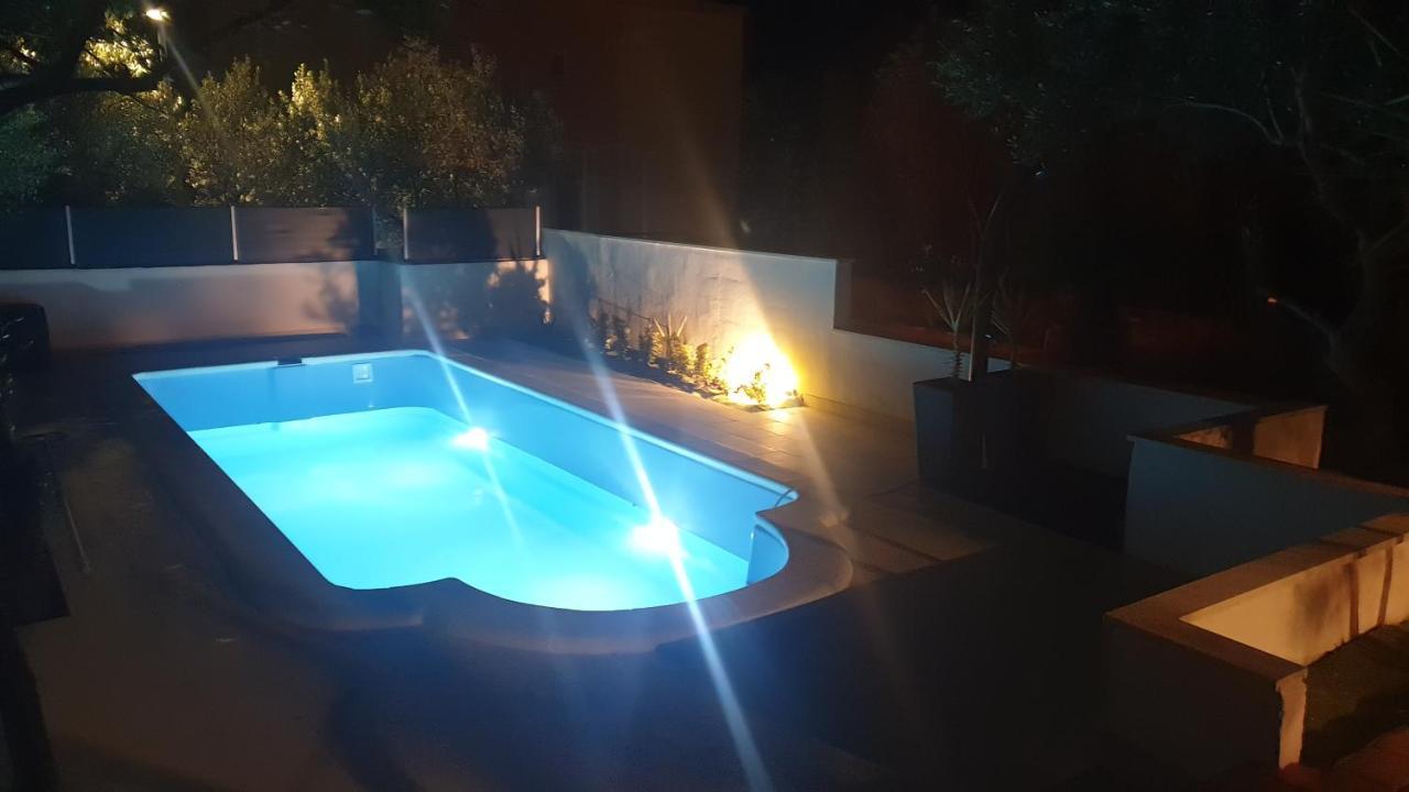 House Oliva With Private Pool And Large Garden Villa Stari Grad  Exteriör bild