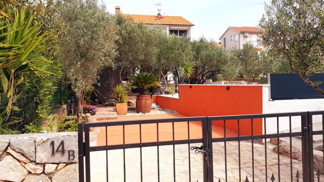 House Oliva With Private Pool And Large Garden Villa Stari Grad  Exteriör bild