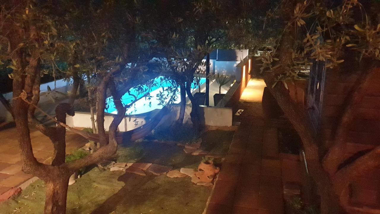 House Oliva With Private Pool And Large Garden Villa Stari Grad  Exteriör bild