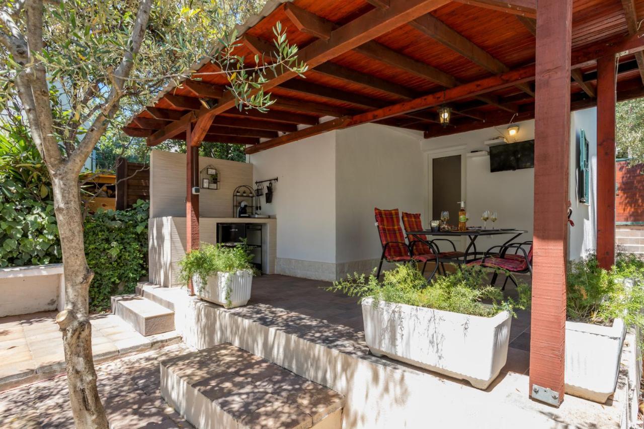 House Oliva With Private Pool And Large Garden Villa Stari Grad  Exteriör bild