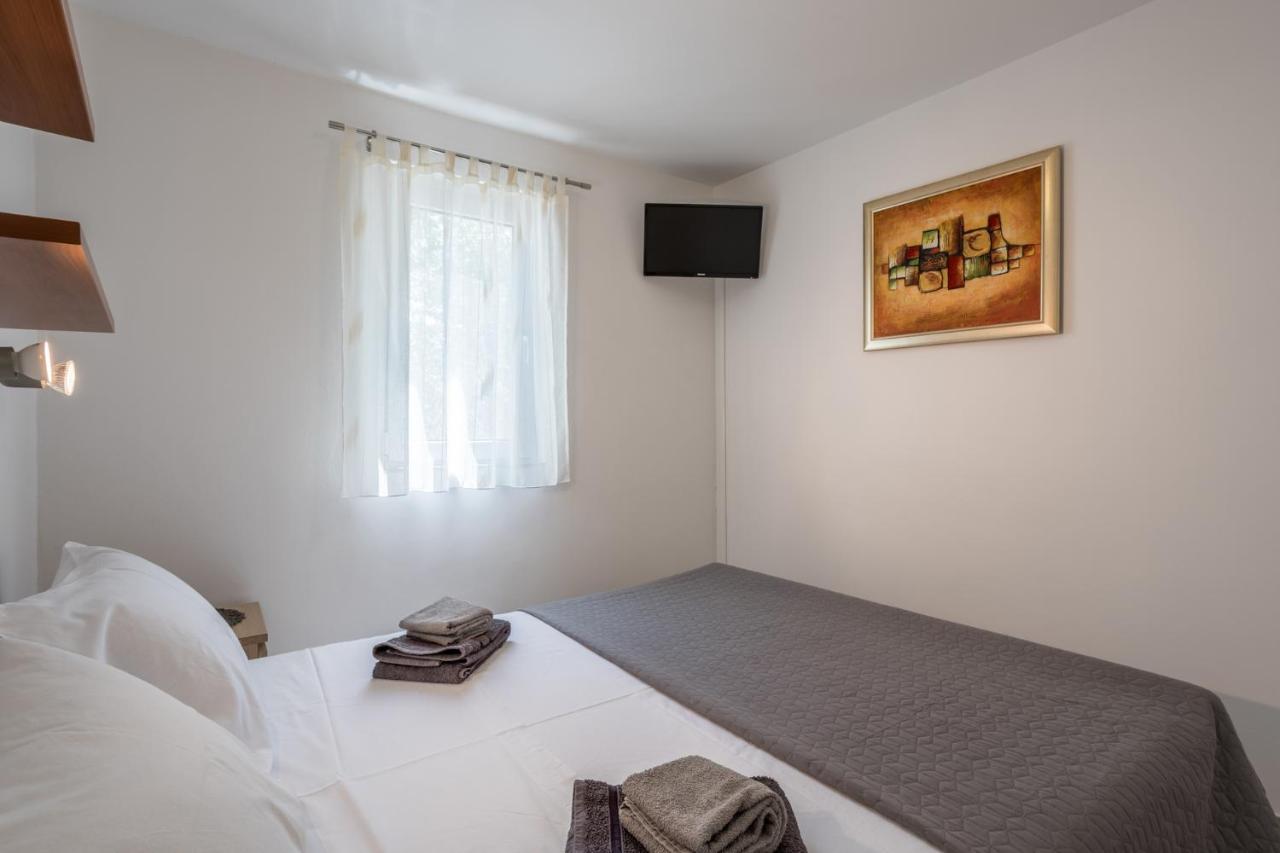House Oliva With Private Pool And Large Garden Villa Stari Grad  Exteriör bild